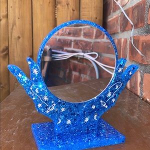CRYSTAL BALL MINI RESIN MIRROR